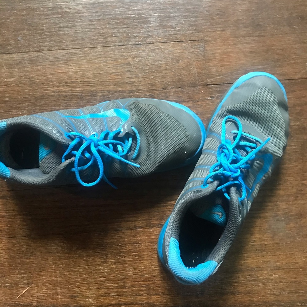 Blue and Gray Nike Boys Gold Shoes